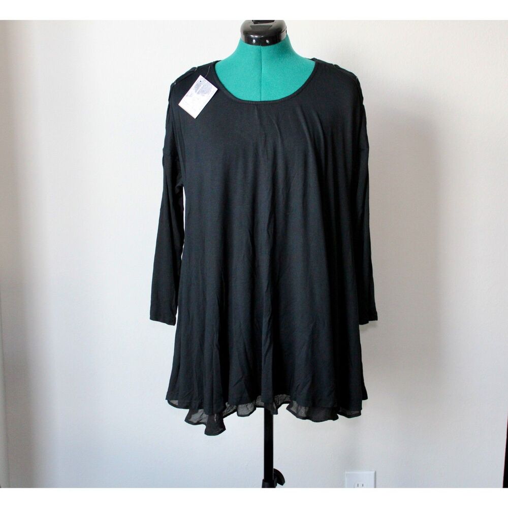 NWT UMGEE USA Round Neck Tunic Top Women's Criss Cross Lace Up Black Size Medium